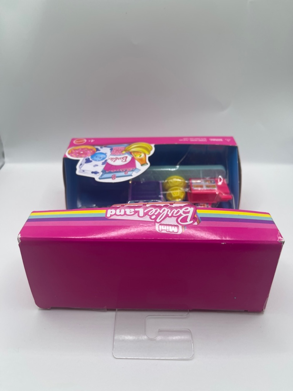 Mini Barbie Land - Picture 7 of 17